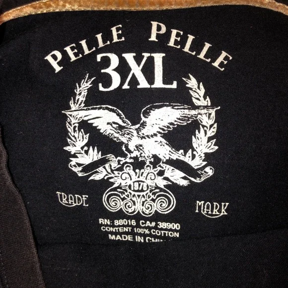 ❌SOLD❌Vintage men pelle pelle t-shirt - Picture 5 of 5